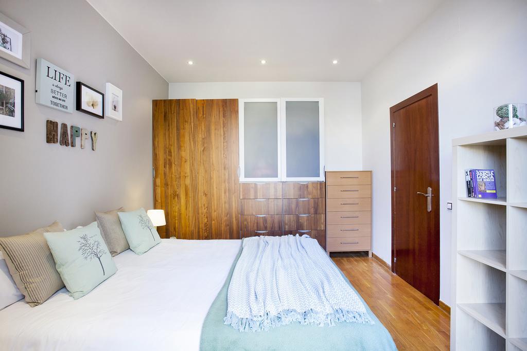 Apartments Barcelona & Home Deco Viladomat Dış mekan fotoğraf