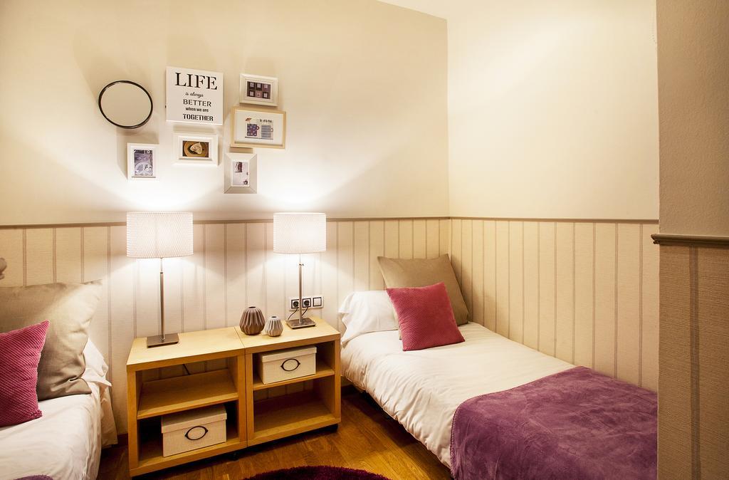 Apartments Barcelona & Home Deco Viladomat Dış mekan fotoğraf